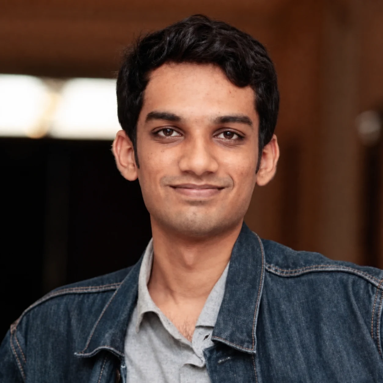 Portrait of Meetraj Vora, also known online as u/keyraise.